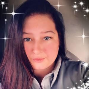 Meet your Posher, Lacole